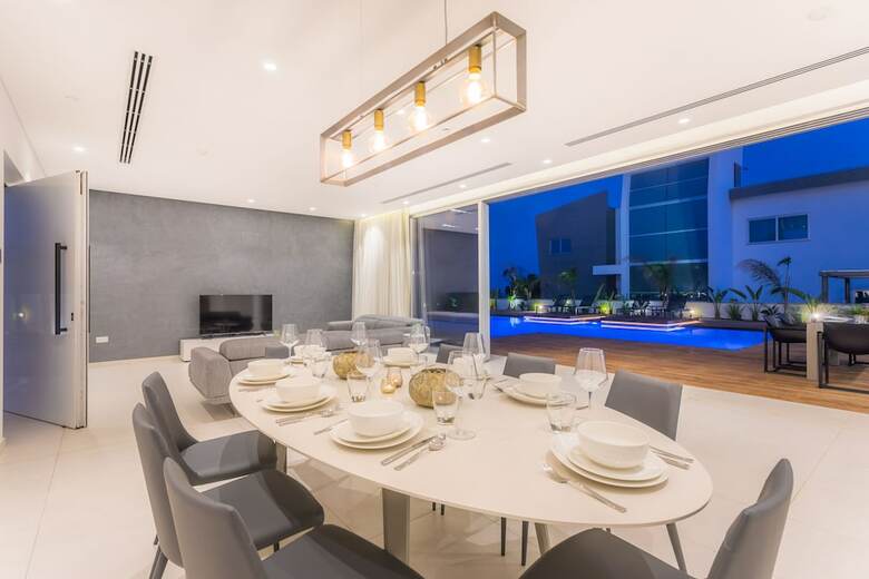 Cove Seaview Villas