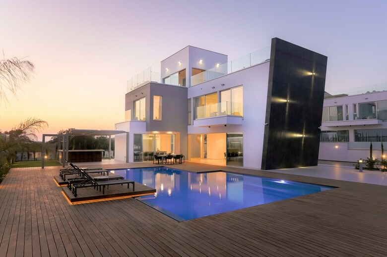 Cove Seaview Villas