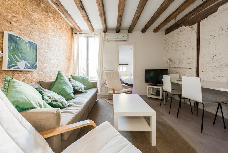 Apartamentos La Casa Sol�rium de Almad�n