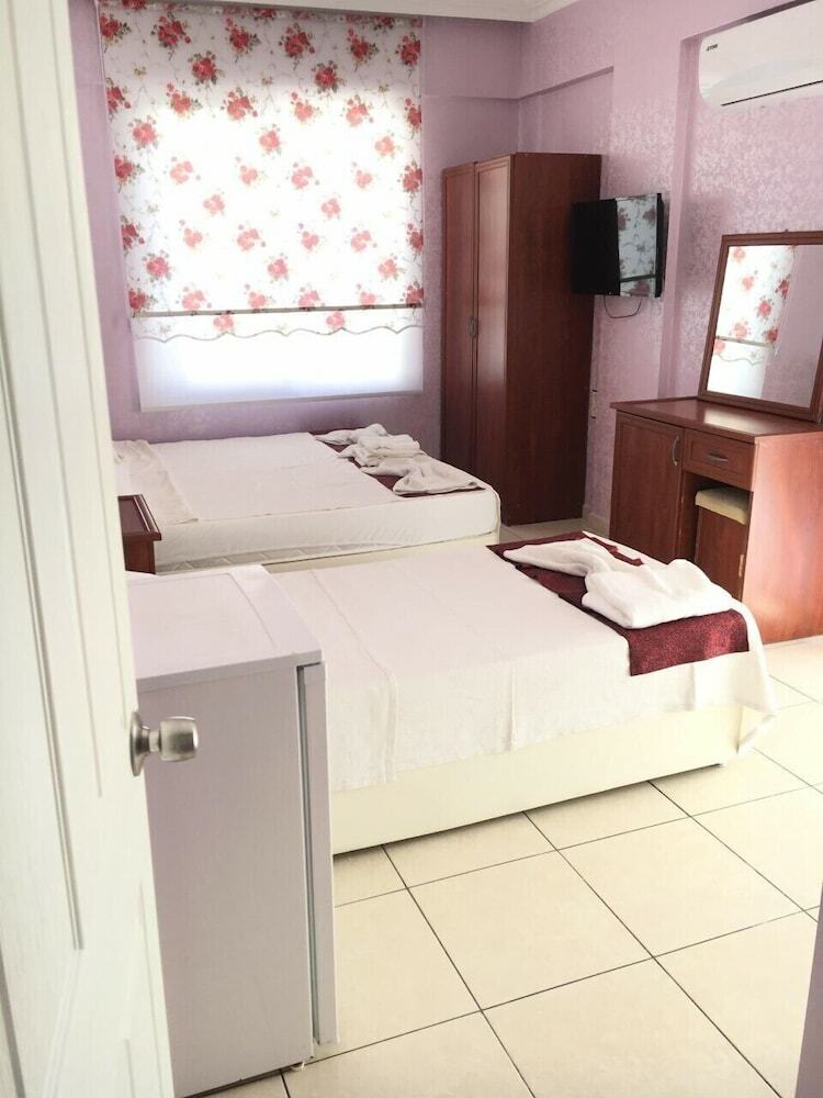 Seker Beach Apart Hotel