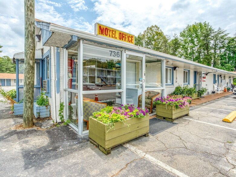 Hotel Oyo Inn Kernersville