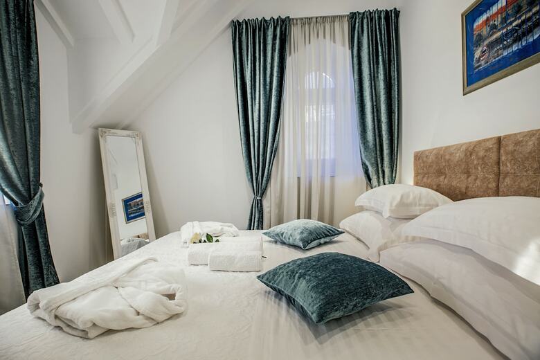 Bed & Breakfast Heritage Hotel Dea Hvar