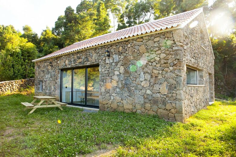 Posada Caparica Azores Ecolodge