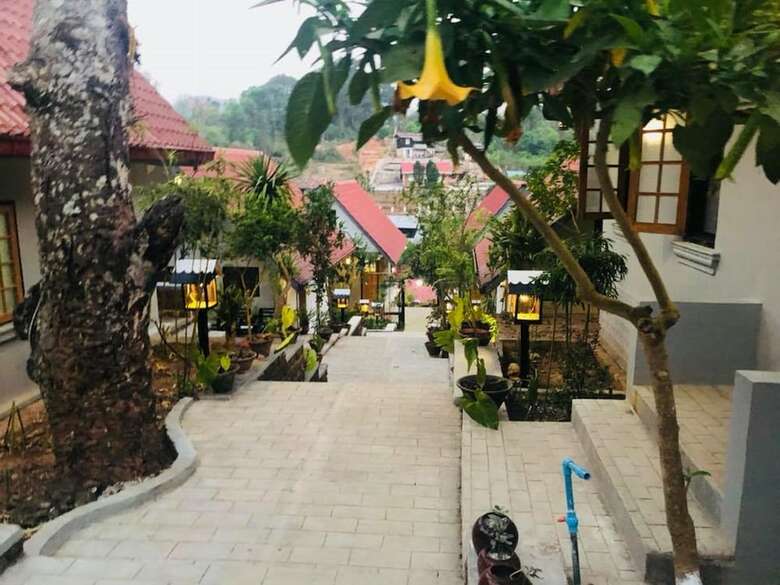 Nature Land Hotel II