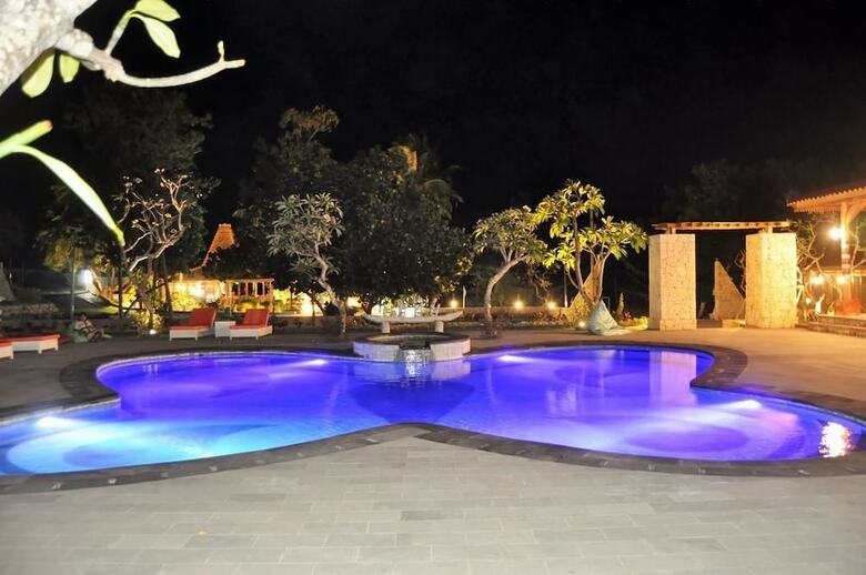 Hotel Jukung Cottage Beach Bar And Restaurant