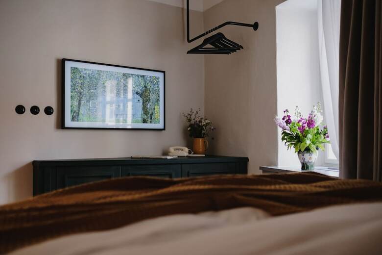 Bed & Breakfast Monastery Garden Bistro & Rooms