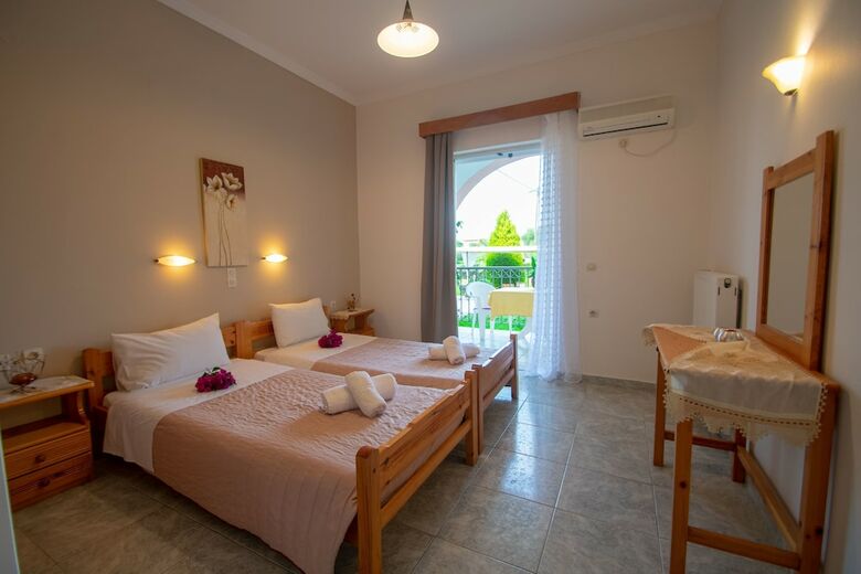 Apartamentos Neraida Village