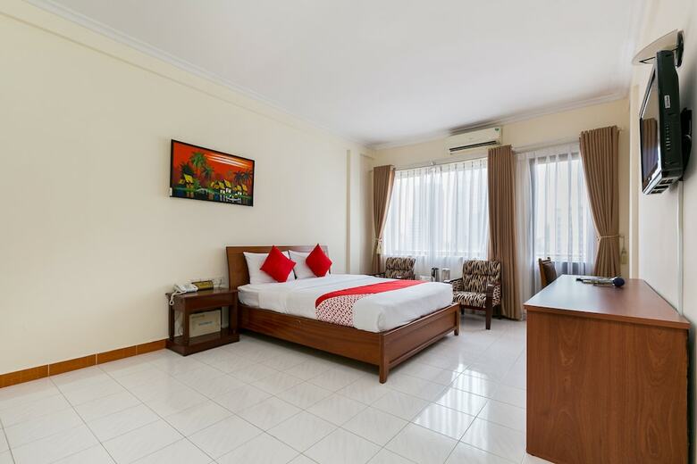 Oyo 226 Tao Dan Hotel