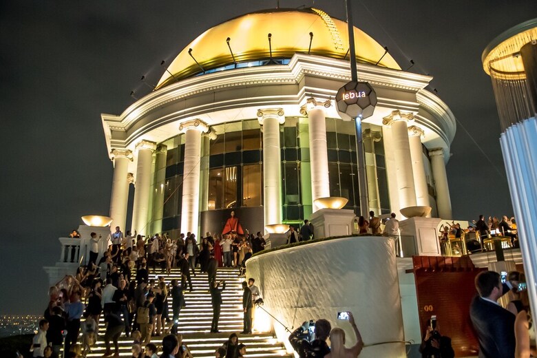 Hotel Tower Club At Lebua (The World?s First Vertical Destination)