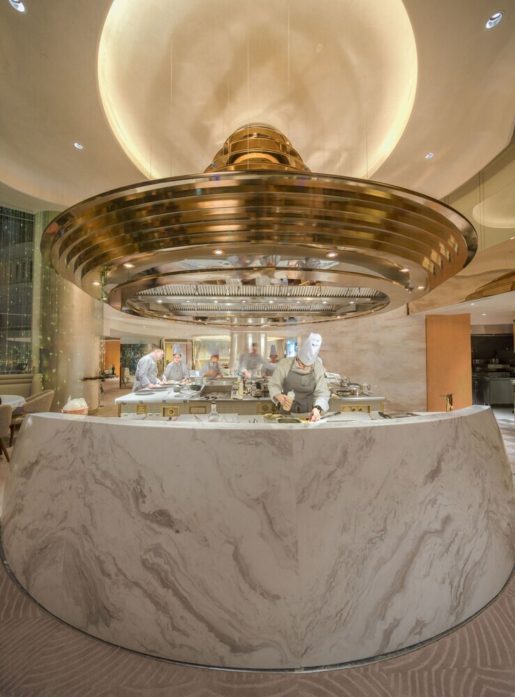 Hotel Tower Club At Lebua (The World?s First Vertical Destination)