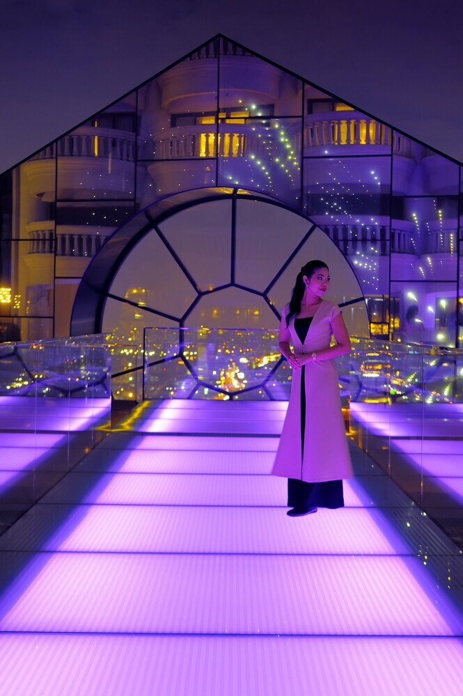 Hotel Tower Club At Lebua (The World?s First Vertical Destination)