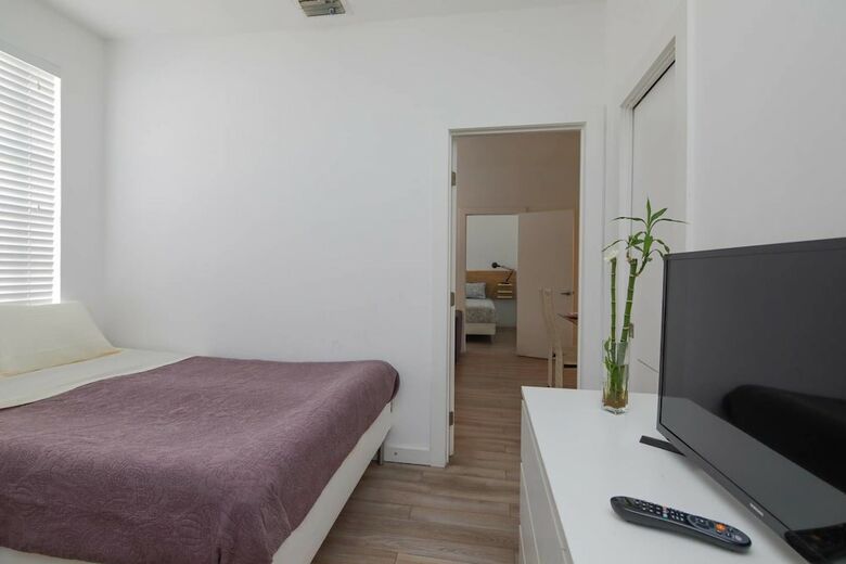 Beautiful 2br, South Beach!!!