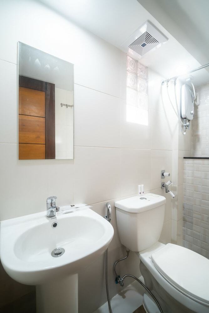 Hotel Oyo 199 Solange Apartelle