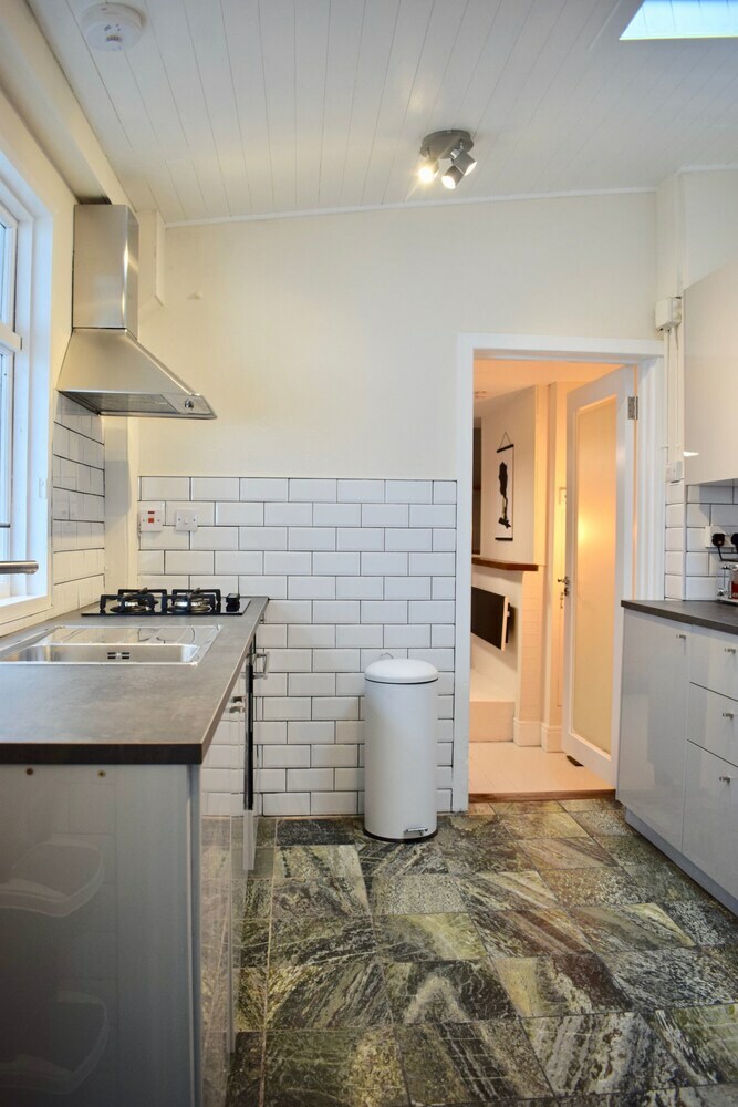 Apartamentos Renovated 3 Bedroom Home