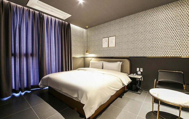 Gimhae Perfect Hotel