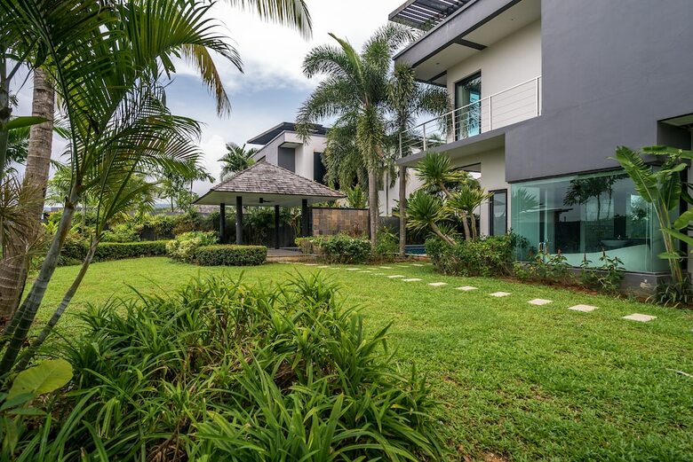 Diamond Villas Bangtao
