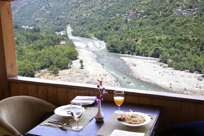 Hotel Regenta Inn Blossoms Kullu Manali