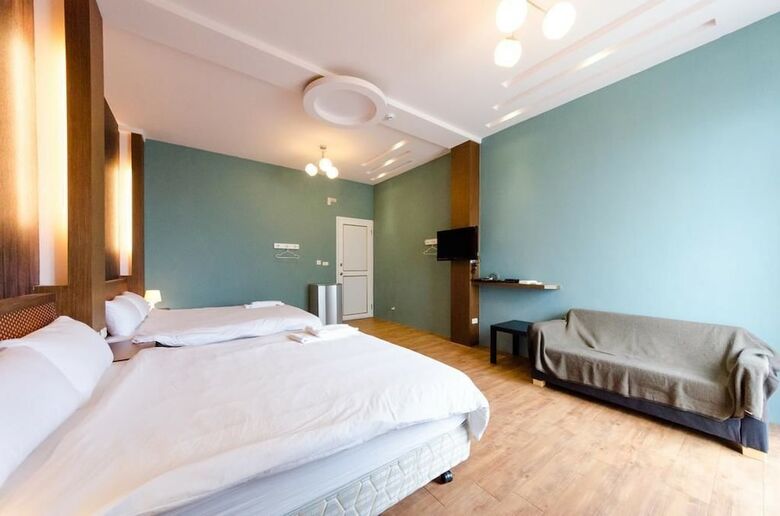 Hotel Snore Inn
