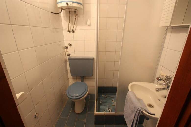 Apartments Bareti?