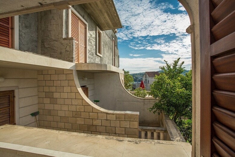 Apartments And Rooms Anita