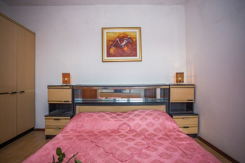Apartments And Rooms Anita