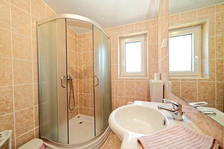 Apartments Nada Banjol