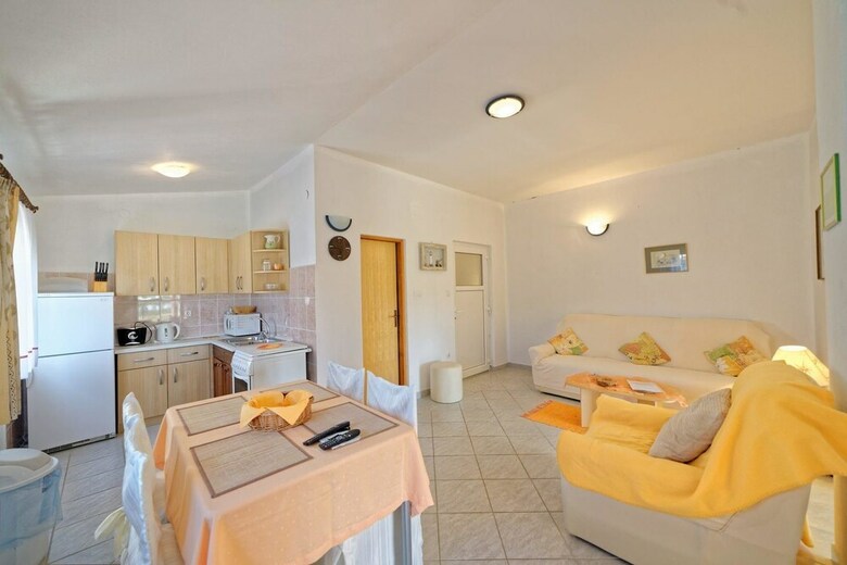 Apartments Nada Banjol