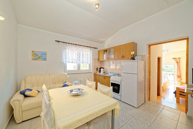 Apartments Nada Banjol