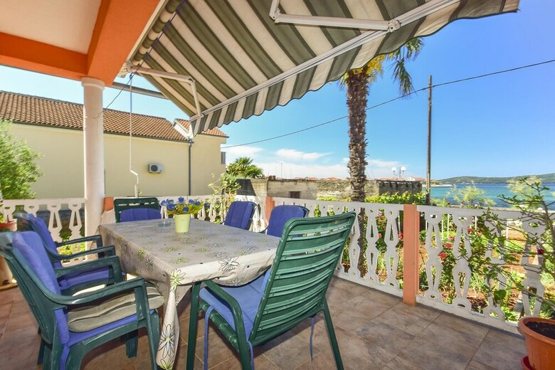 Holiday House Anica