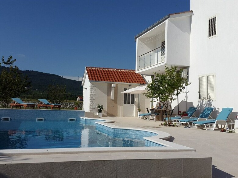 Apartamentos Villa Almas Neoric