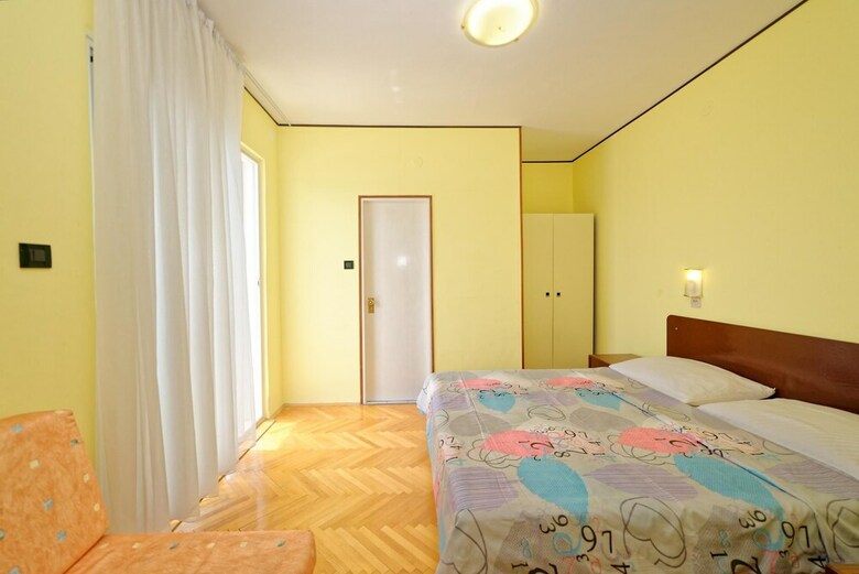 Apartments & Rooms Lanca