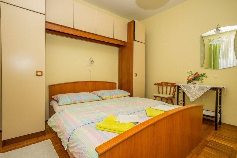 Apartments Anica M / Two Bedrooms A1