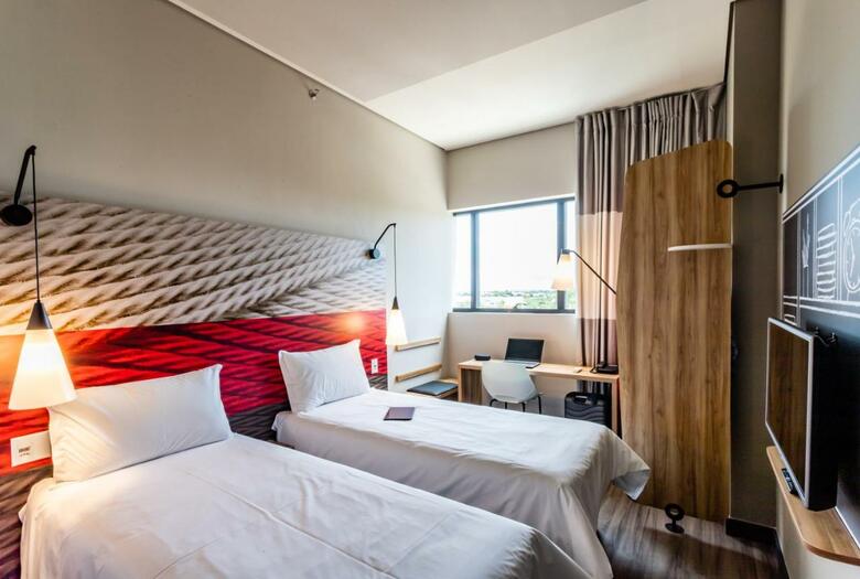 Hotel Ibis Palmas Avenida Jk