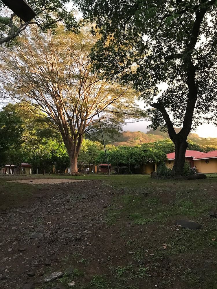 Las Quintas Monkey Lookout & Rural House