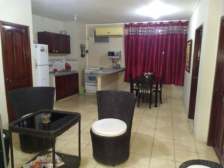 Playa Suites Apart-hotel