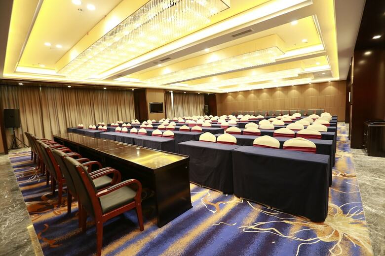 Tianyue Minshan Hotel