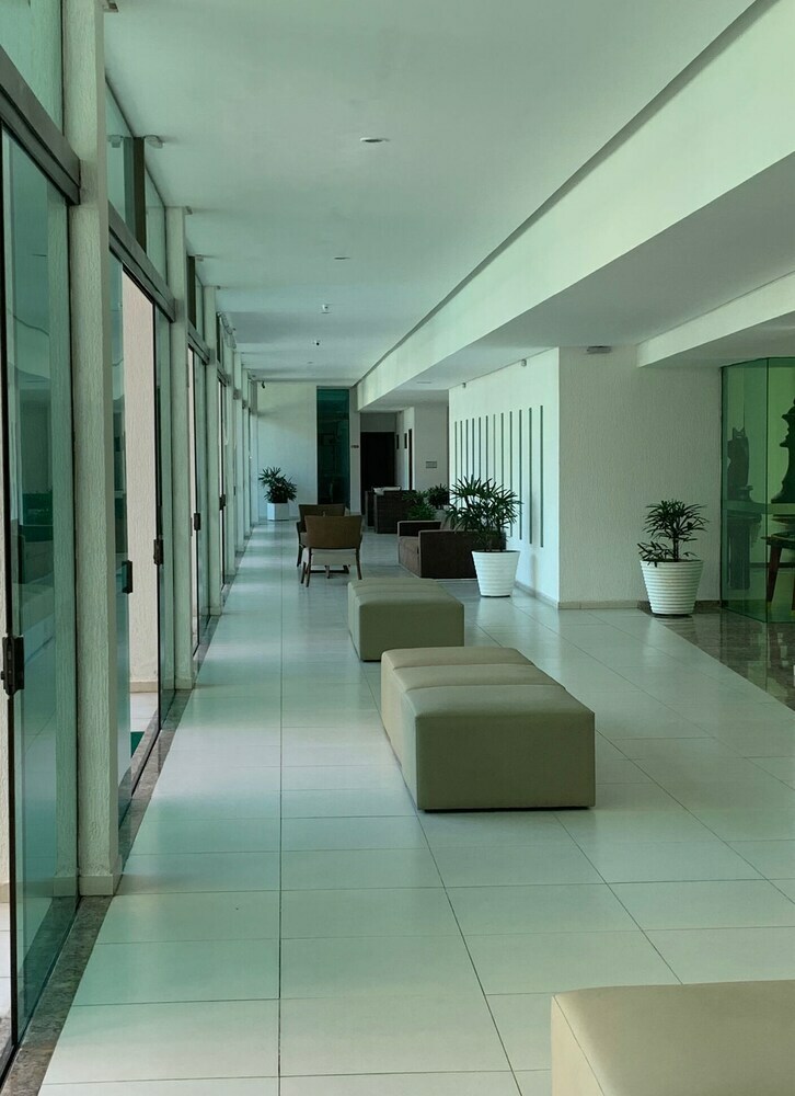 Apartamentos Luxor Tamba�