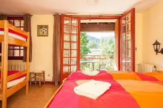 Bed & Breakfast Chateau De Camurac