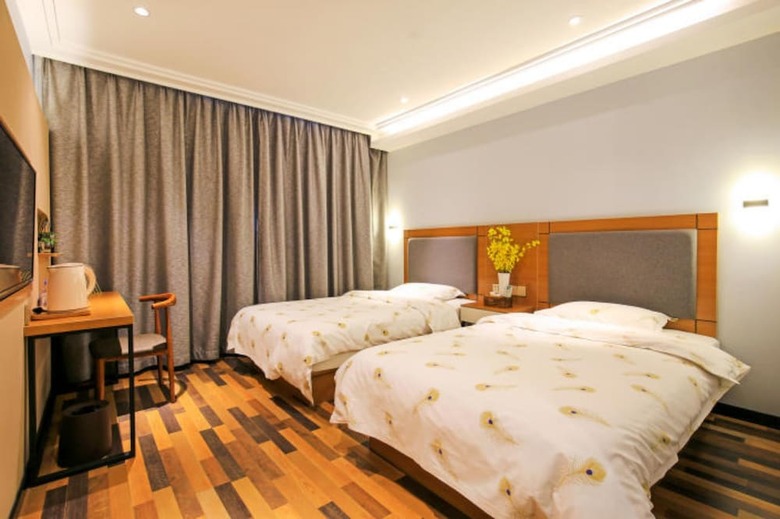 Guilin Lemmy Hotel