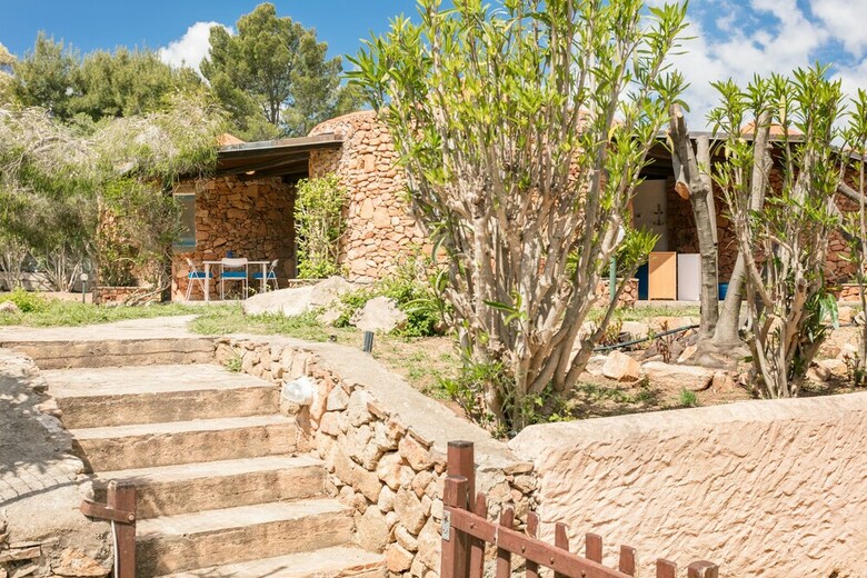 Calacavallo Village