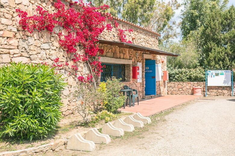 Calacavallo Village