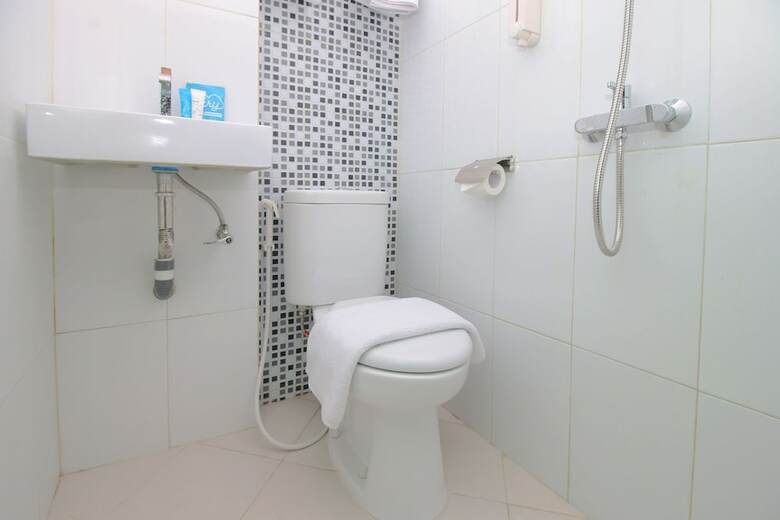 Hotel Airy Tegalsari Teuku Umar 21 Surabaya