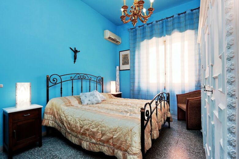 Torvajanica Meduse Apartment