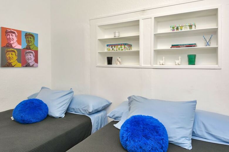 Lovely Apartment 10mins From Beach, 2mins To Mall