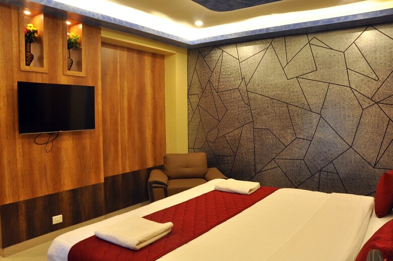 Hotel Sdm Golden Tower