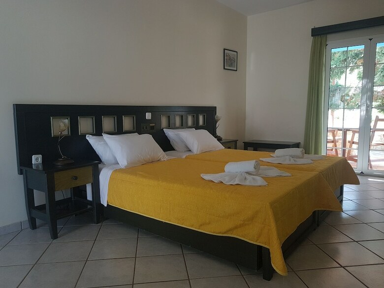 Romantica Apartments