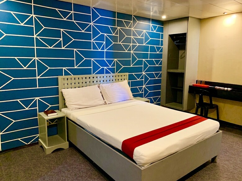 Hotel Acme Inn Subic