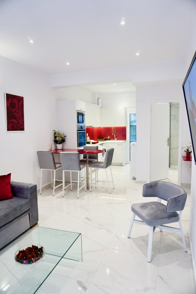 Apartamentos Sophisticated Modern Apt In Athens