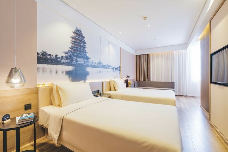 Atour Hotel Zhongshan Square Dalian