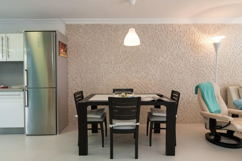 Beachfront Apart. Las Burras Mra 02